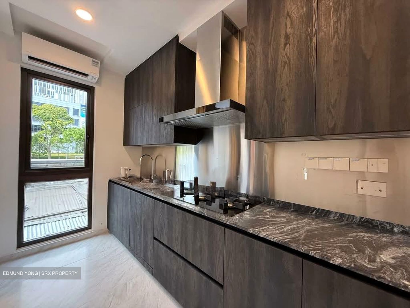 Shrewsbury Road (D11), Terrace #551960861